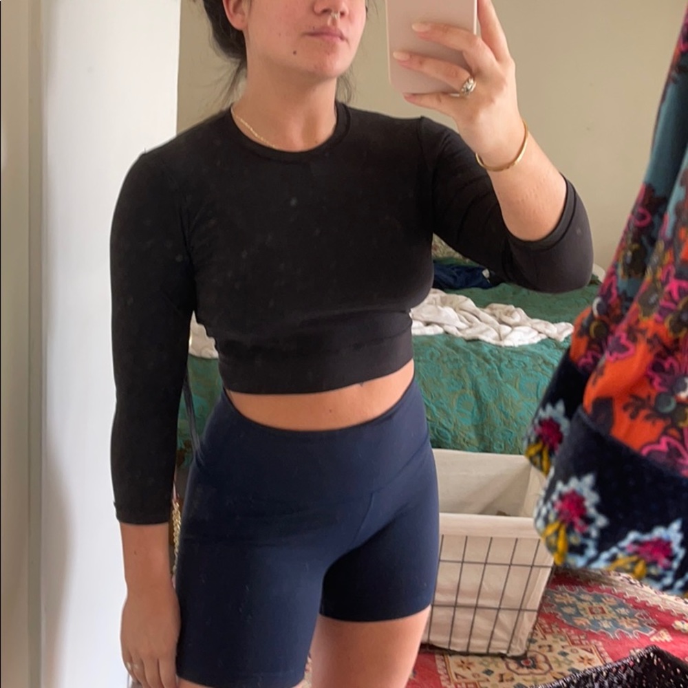 Lululemon Cropped 3/4 Sleeve Top